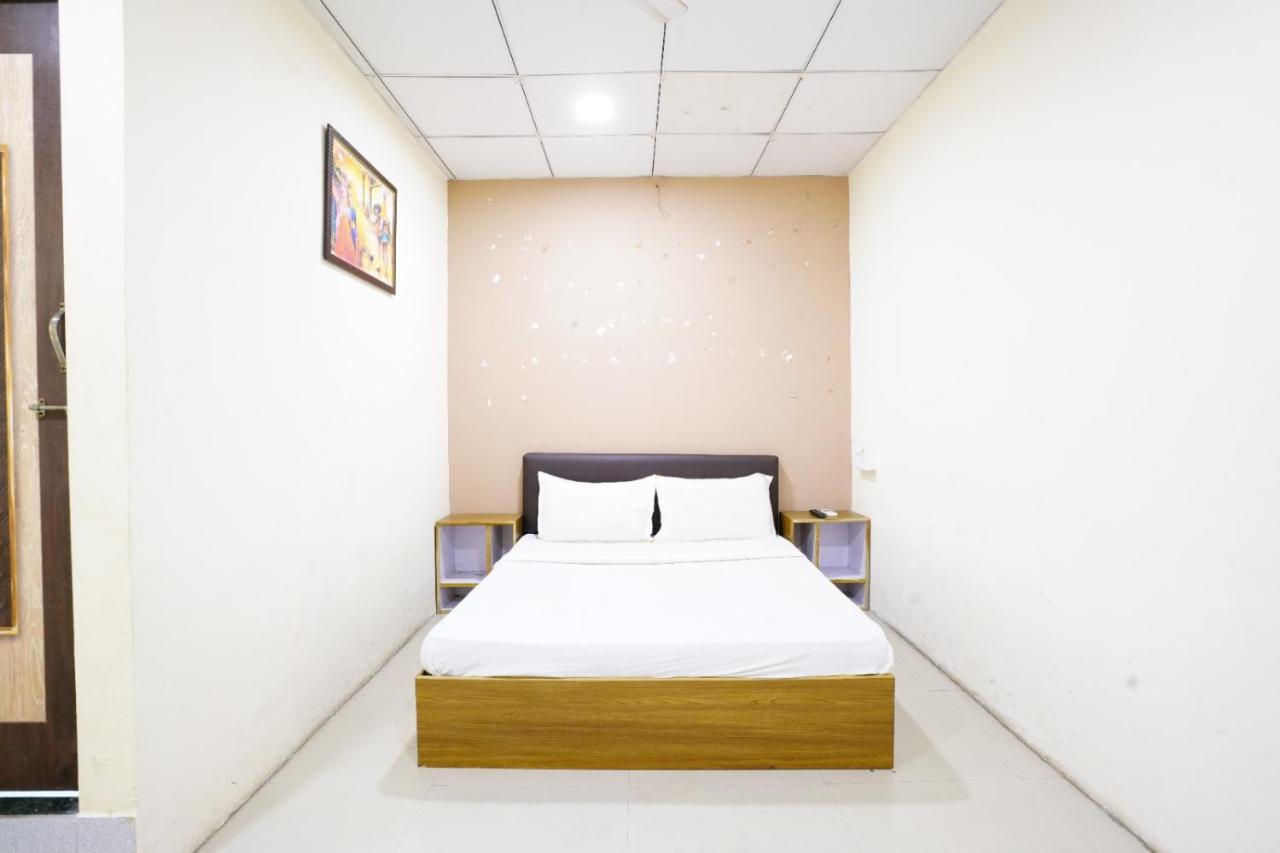 Hotel Nova Rooms Atlanta Shopping Surat Buitenkant foto