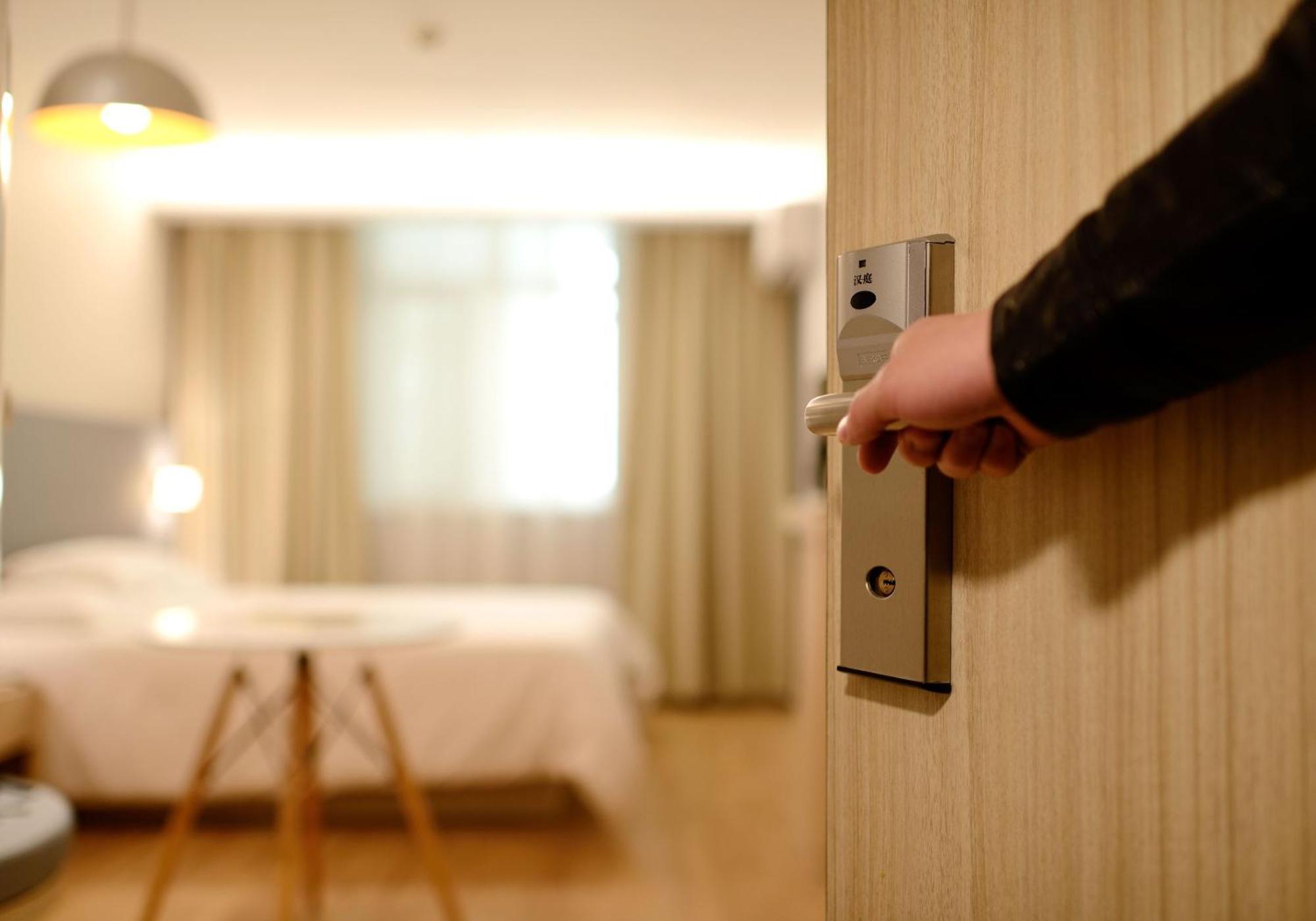 Hotel Nova Rooms Atlanta Shopping Surat Buitenkant foto